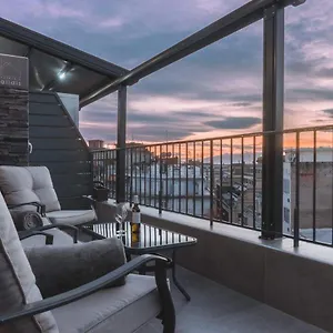 Avocado Balcony Suites Appartement